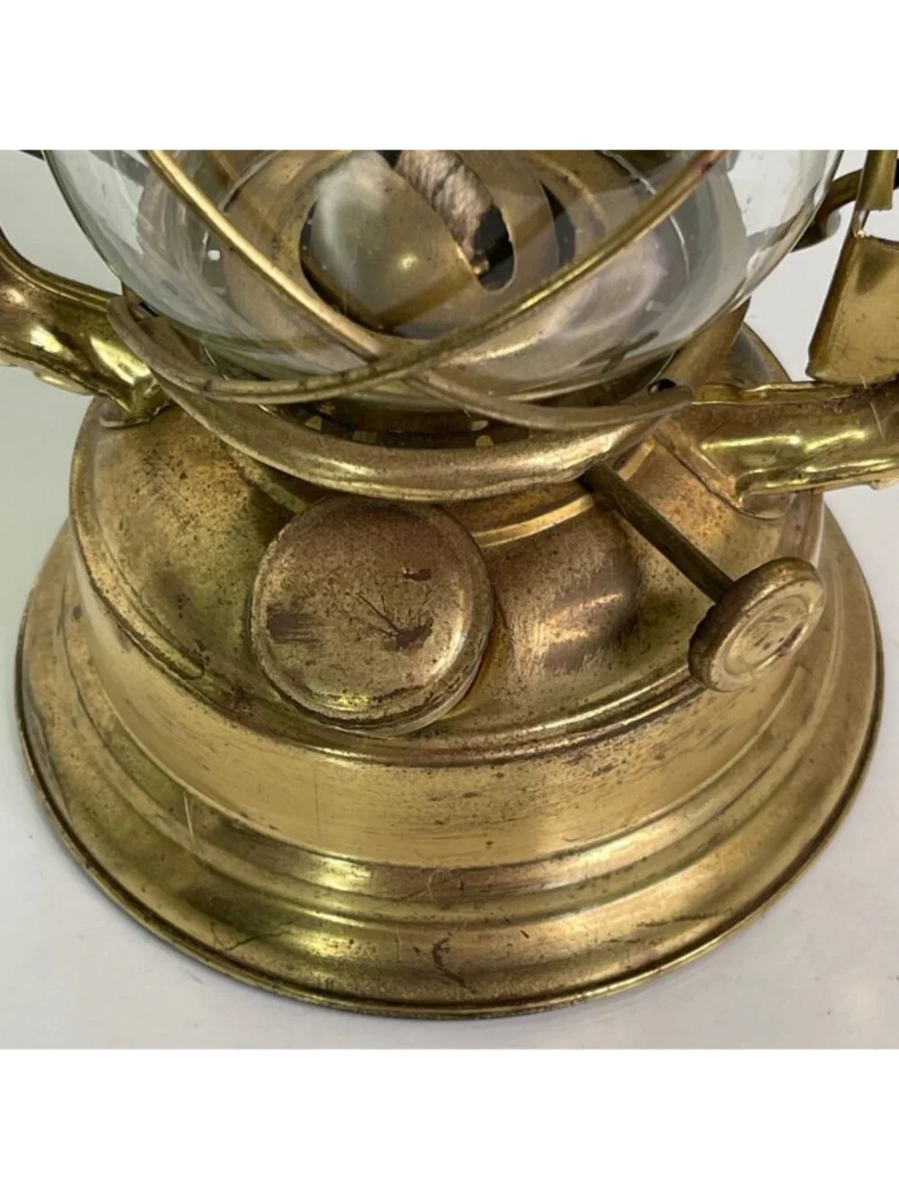 Vintage Lacquered Brass Hurricane Lantern Made in India Clean Glass Globe 12.5